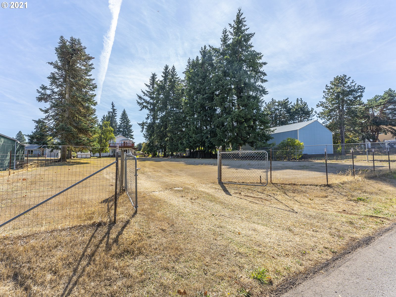 14107 South Caufield Road Oregon City, OR 97045 - Photo 6 of 31 Gallery Image 6