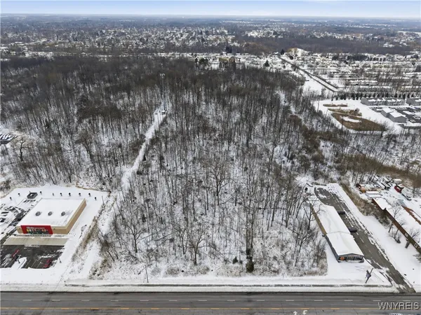 $750,000 | 5047 Transit Road, Lancaster, NY 14043