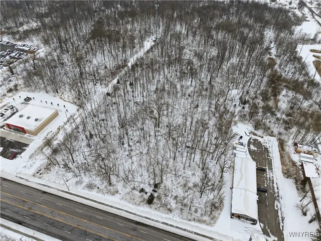 $750,000 | 5047 Transit Road, Lancaster, NY 14043