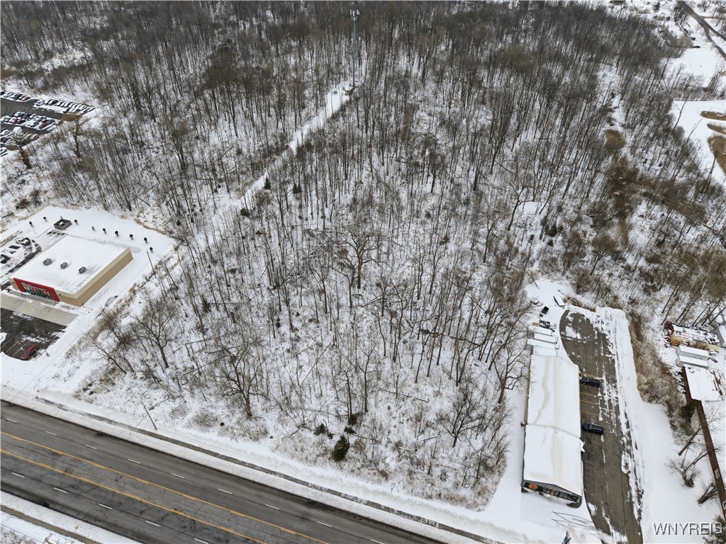 5047 Transit Road Lancaster, NY 14043 - Photo 3 of 9