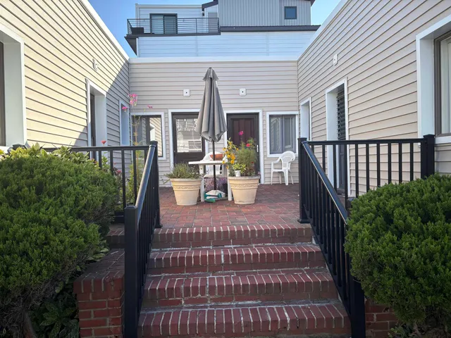 $1,400 | 101 South Coolidge Avenue, Unit 2, Margate City, NJ 08402