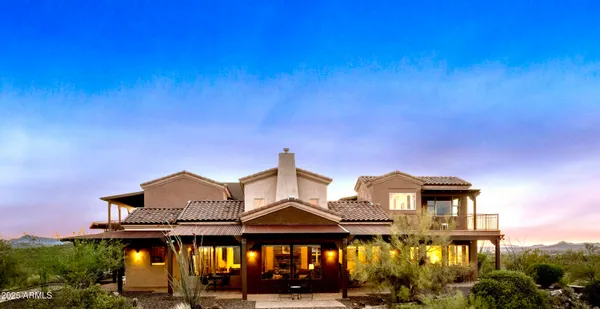 $1,850,000 | 115 East VÃa Del Cielo, Wickenburg, AZ 85390