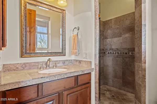 $1,850,000 | 115 East VÃa Del Cielo, Wickenburg, AZ 85390