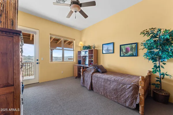 $1,850,000 | 115 East VÃa Del Cielo, Wickenburg, AZ 85390