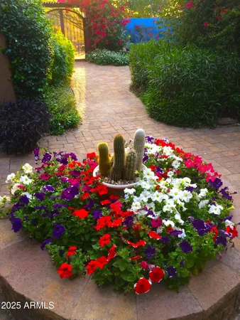 $1,850,000 | 115 East VÃa Del Cielo, Wickenburg, AZ 85390