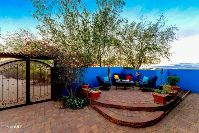 $1,850,000 | 115 East Vía Del Cielo, Wickenburg, AZ 85390