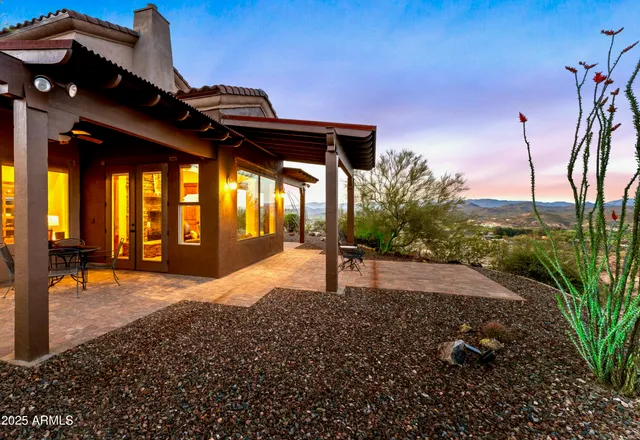 $1,850,000 | 115 East Vía Del Cielo, Wickenburg, AZ 85390