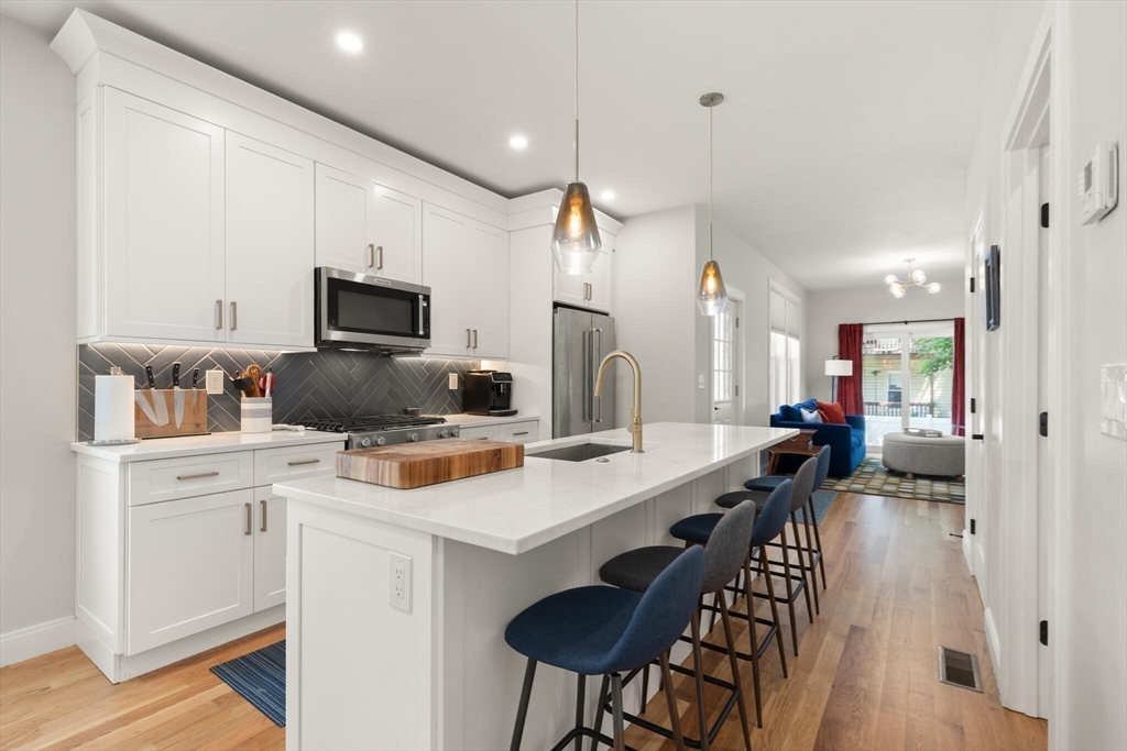 183 Fuller Street, Unit 1 Boston, MA 02124 - Photo 8 of 36