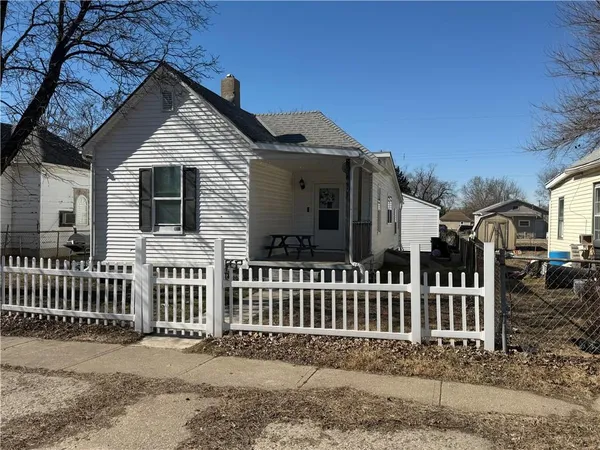 $68,000 | 6408 Sherman Street, St. Joseph, MO 64504