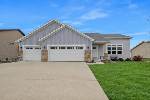$455,000 | 2745 Sedona Drive, Normal, IL 61761
