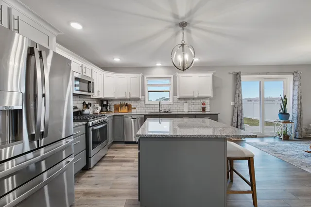 $455,000 | 2745 Sedona Drive, Normal, IL 61761