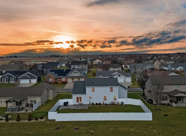 $455,000 | 2745 Sedona Drive, Normal, IL 61761