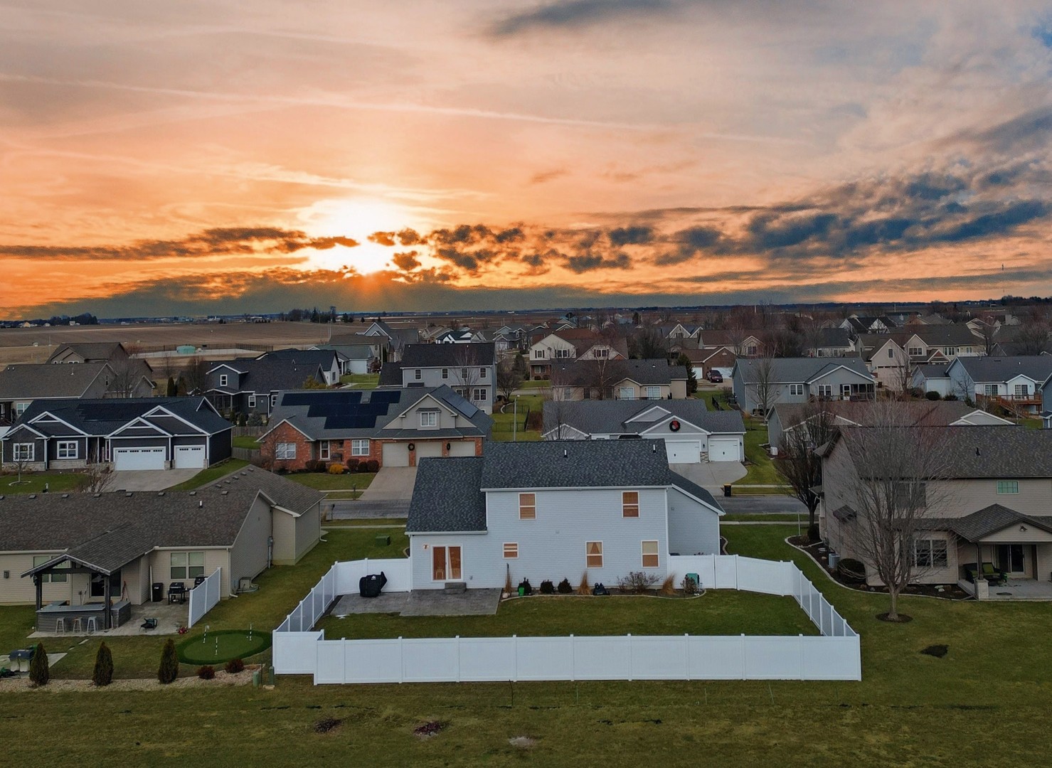 2745 Sedona Drive Normal, IL 61761 - Photo 2 of 41