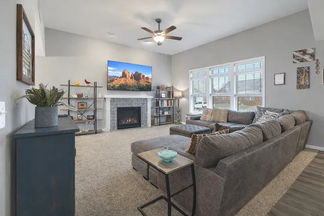 $455,000 | 2745 Sedona Drive, Normal, IL 61761