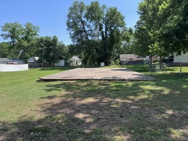 $12,700 | 219 Pottawatomie Street, Leavenworth, KS 66048