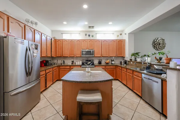 $899,900 | 8332 West Rosewood Lane, Peoria, AZ 85383