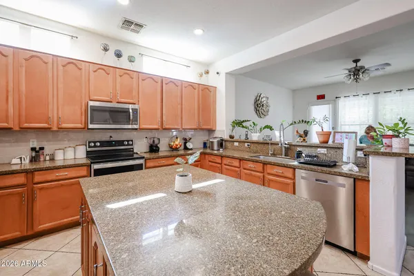 $899,900 | 8332 West Rosewood Lane, Peoria, AZ 85383