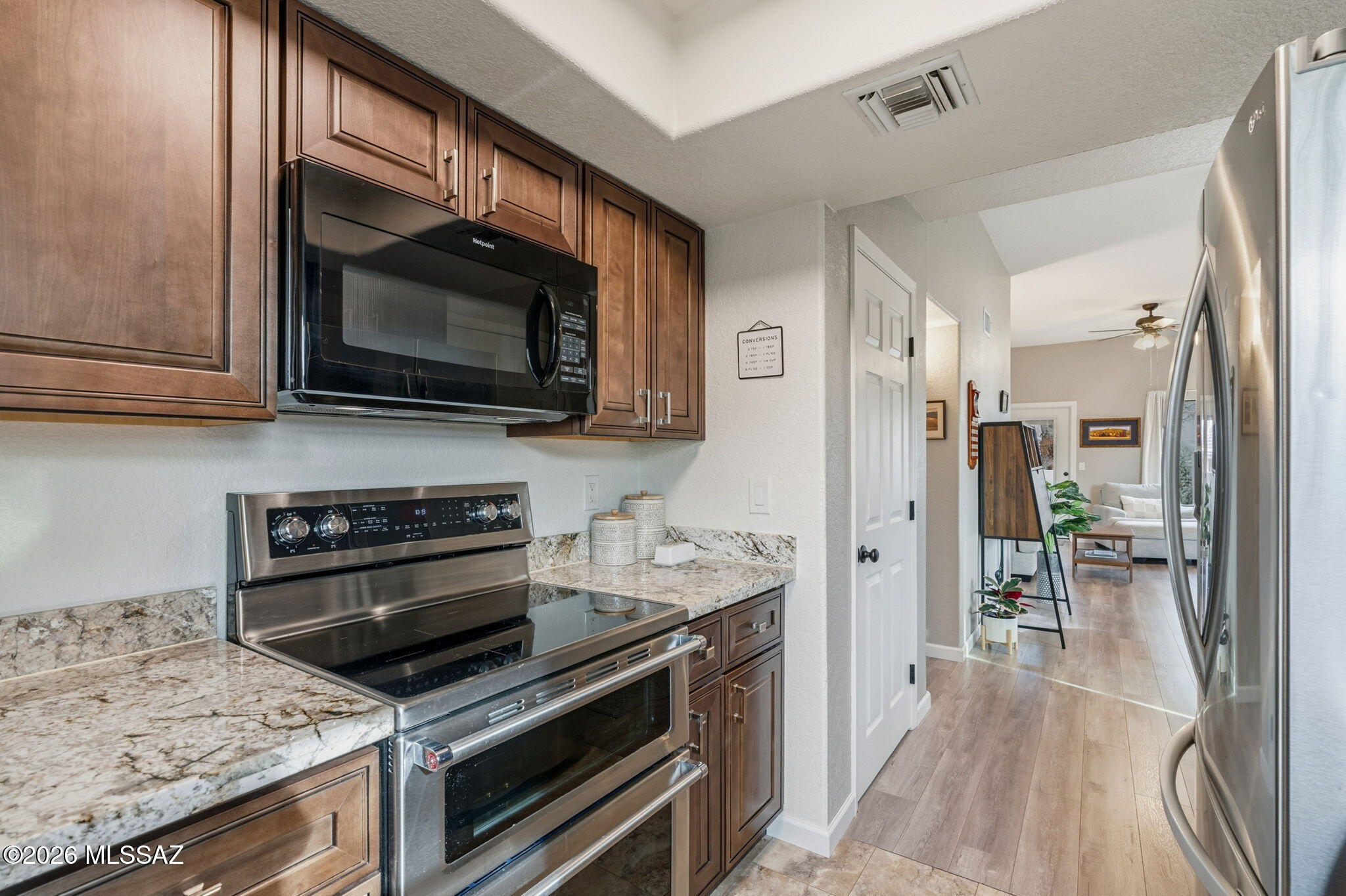 5800 North Kolb Road, Unit 7135 Tucson, AZ 85750 - Photo 16 of 48 Kitchen