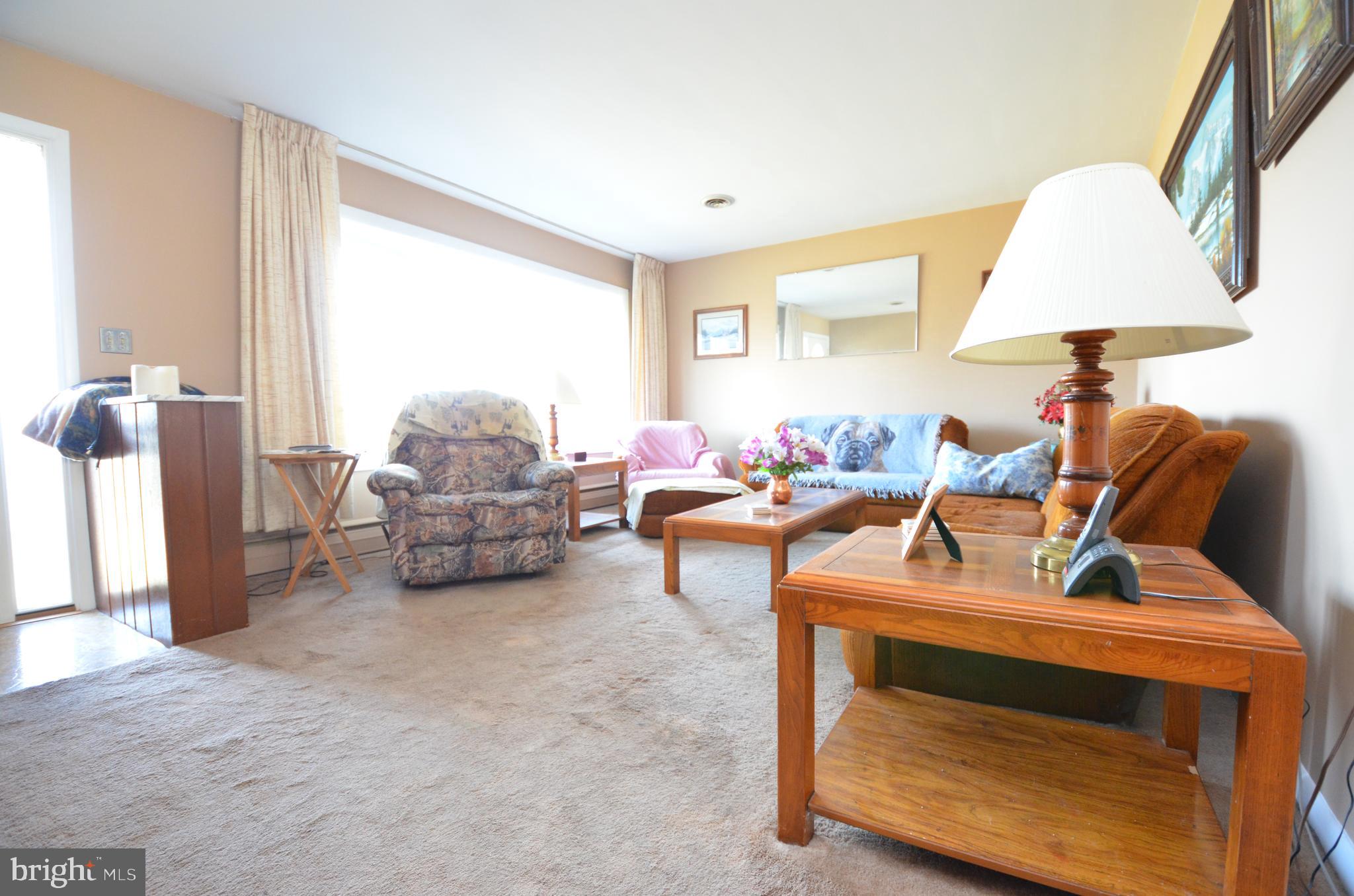 578 State Road Coopersburg, PA 18036 - Photo 3 of 22 Gallery Image 3