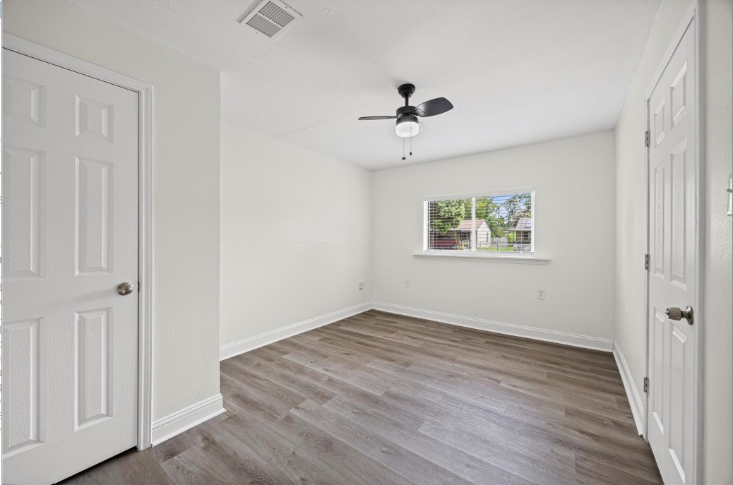 6410 Hartwick Road Houston, TX 77016 - Photo 9 of 16