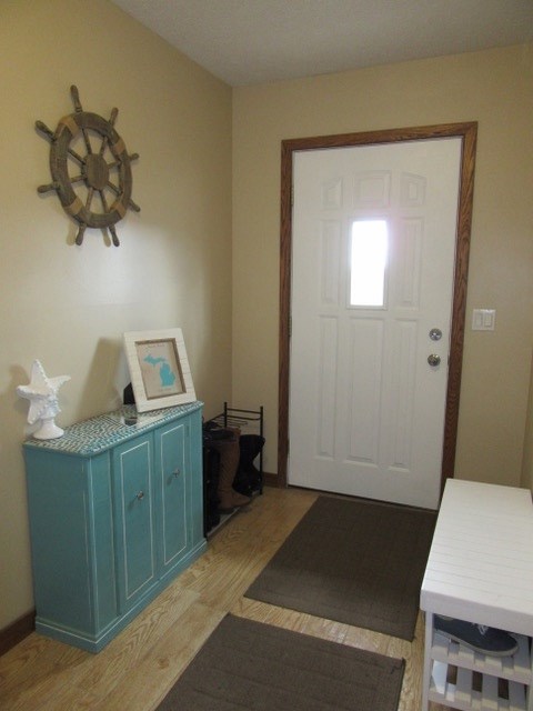 8591 South 41 Road Cadillac, MI 49601 - Photo 5 of 41 1834412-4.JPG