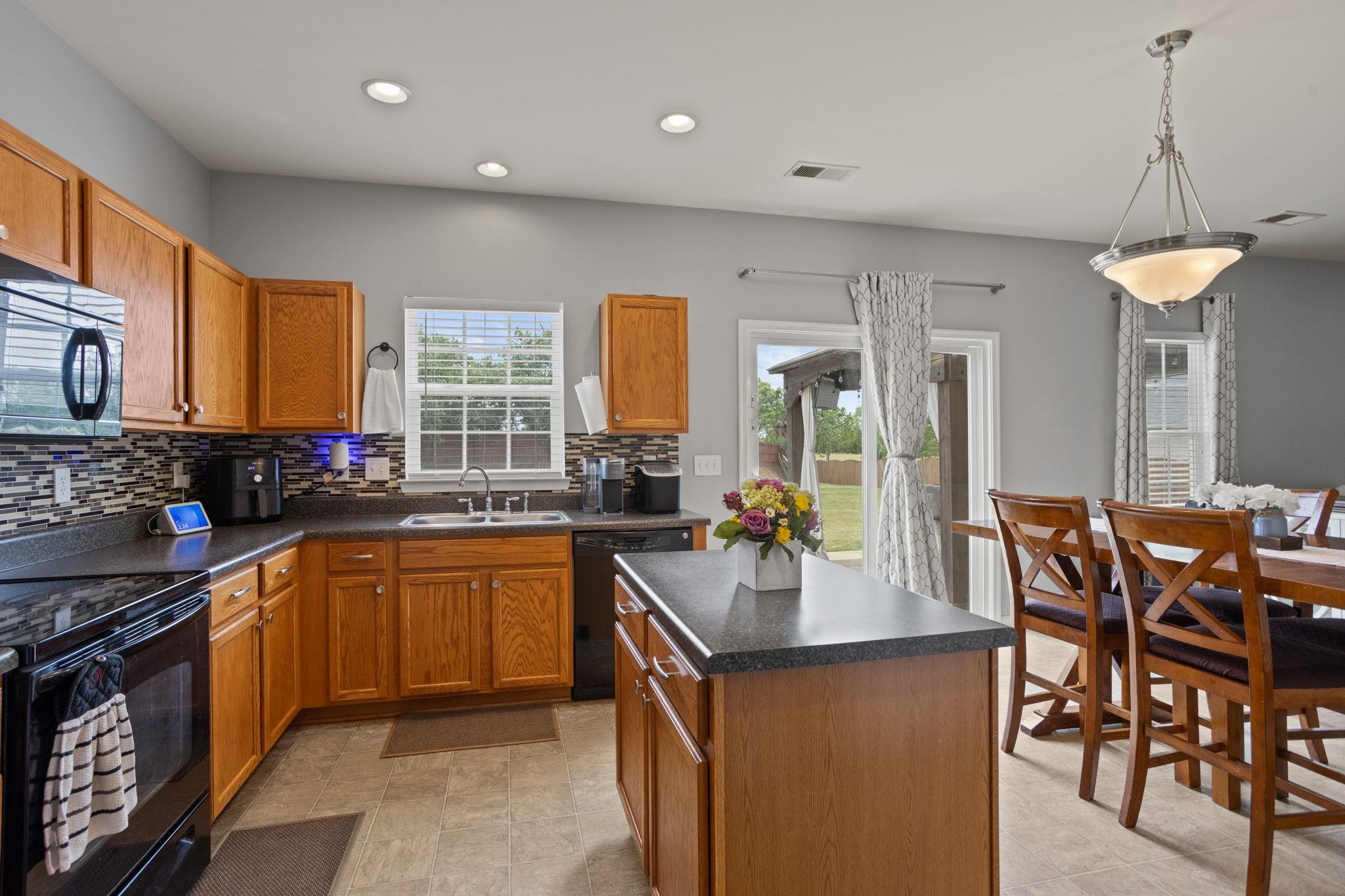 107 Castleton Circle Boiling Springs, SC 29316 - Photo 12 of 37 Gallery Image 12