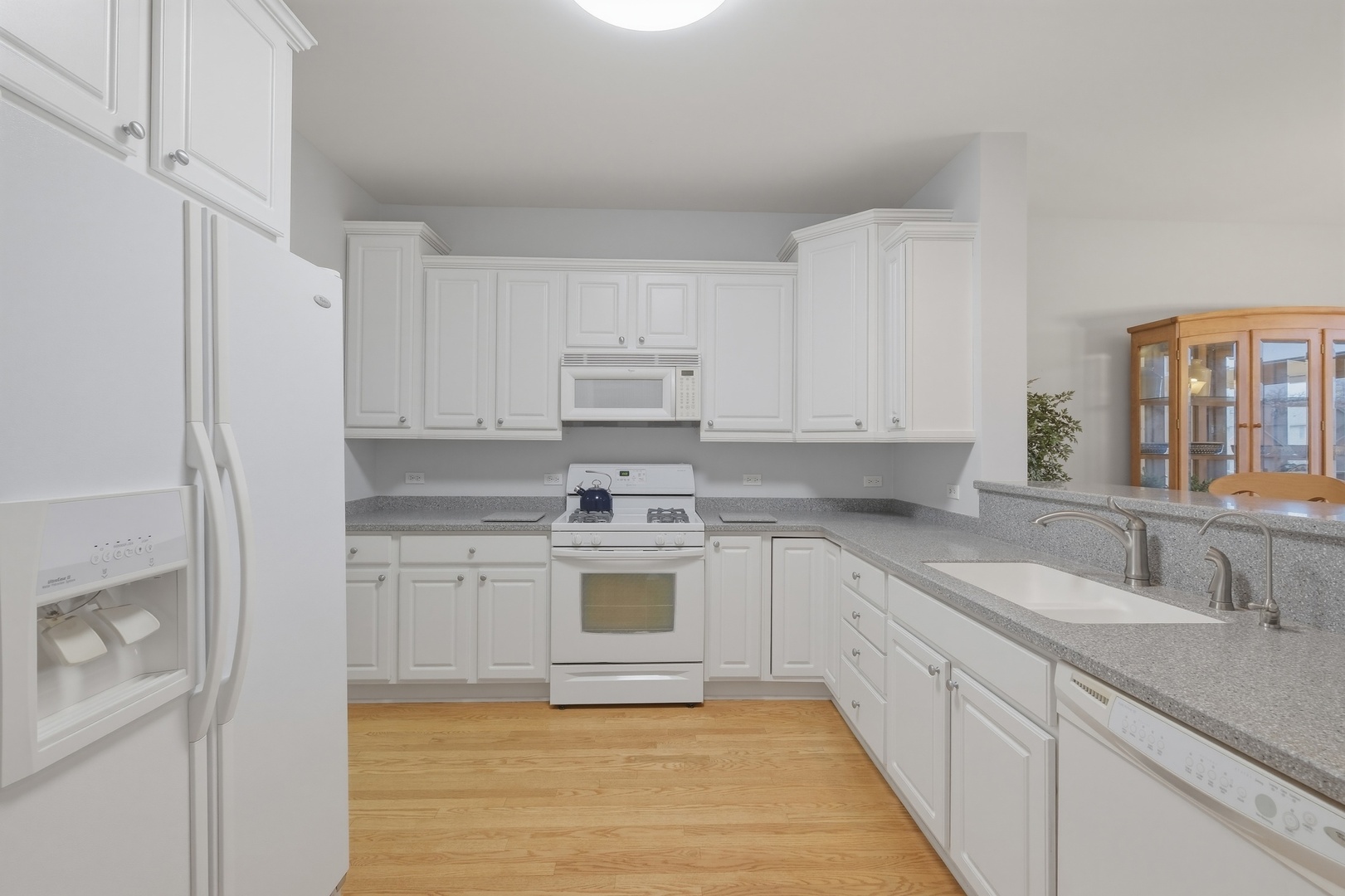 1063 Inverness Drive Antioch, IL 60002 - Photo 13 of 42