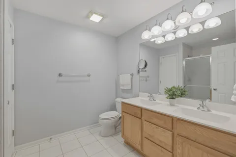 $379,000 | 1063 Inverness Drive, Antioch, IL 60002
