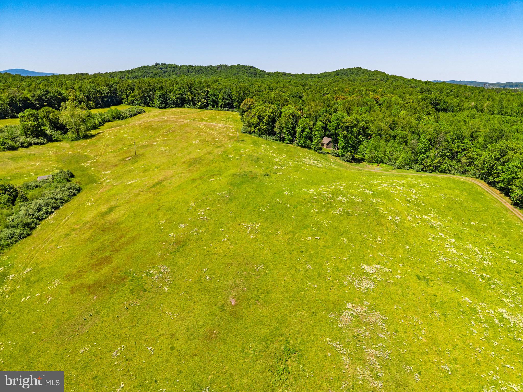 342 South Poes Road Amissville, VA 20106 - Photo 19 of 39