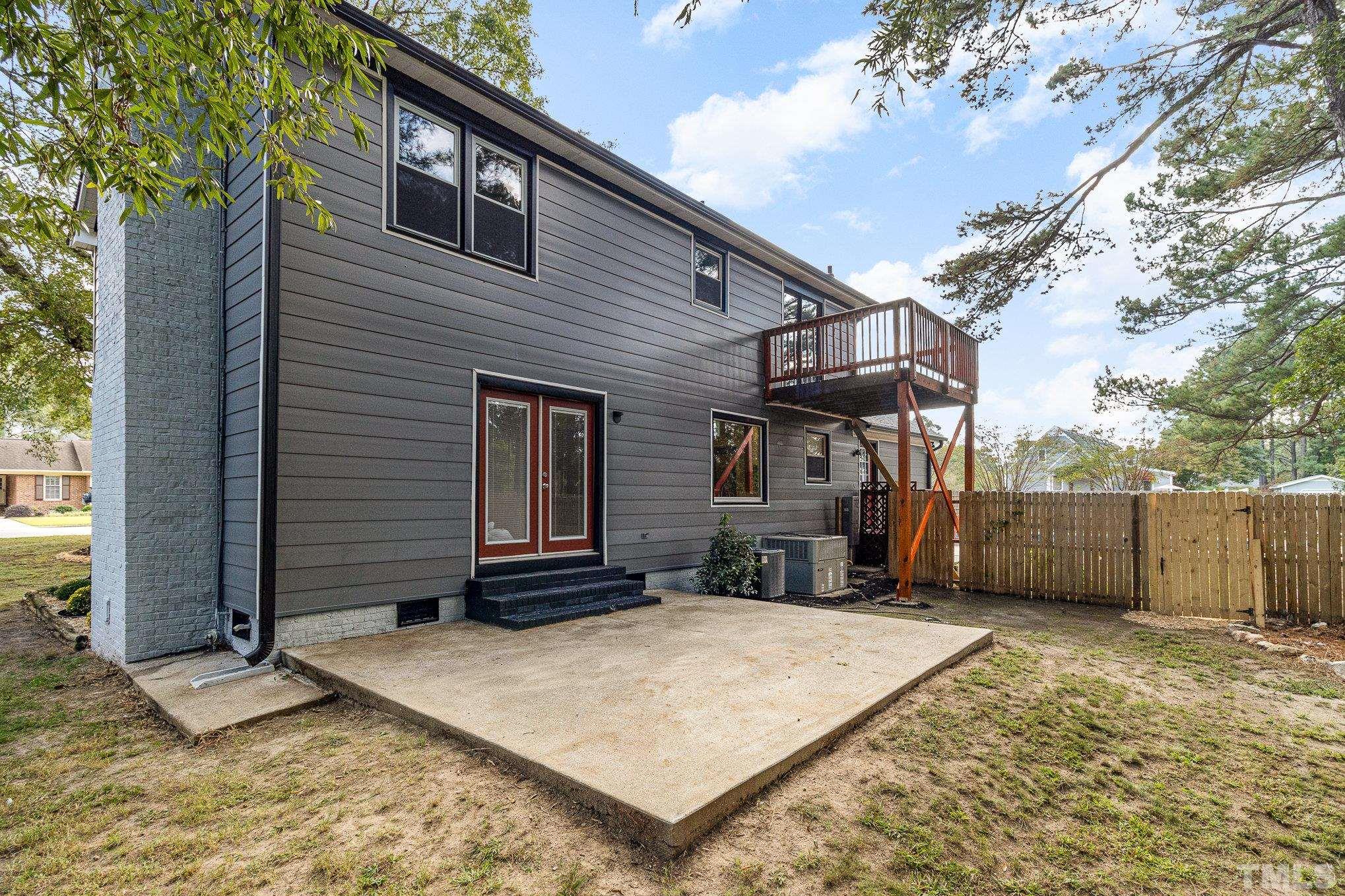 14 Eden Drive Smithfield, NC 27577 - Photo 7 of 37 a view of a house with a yard