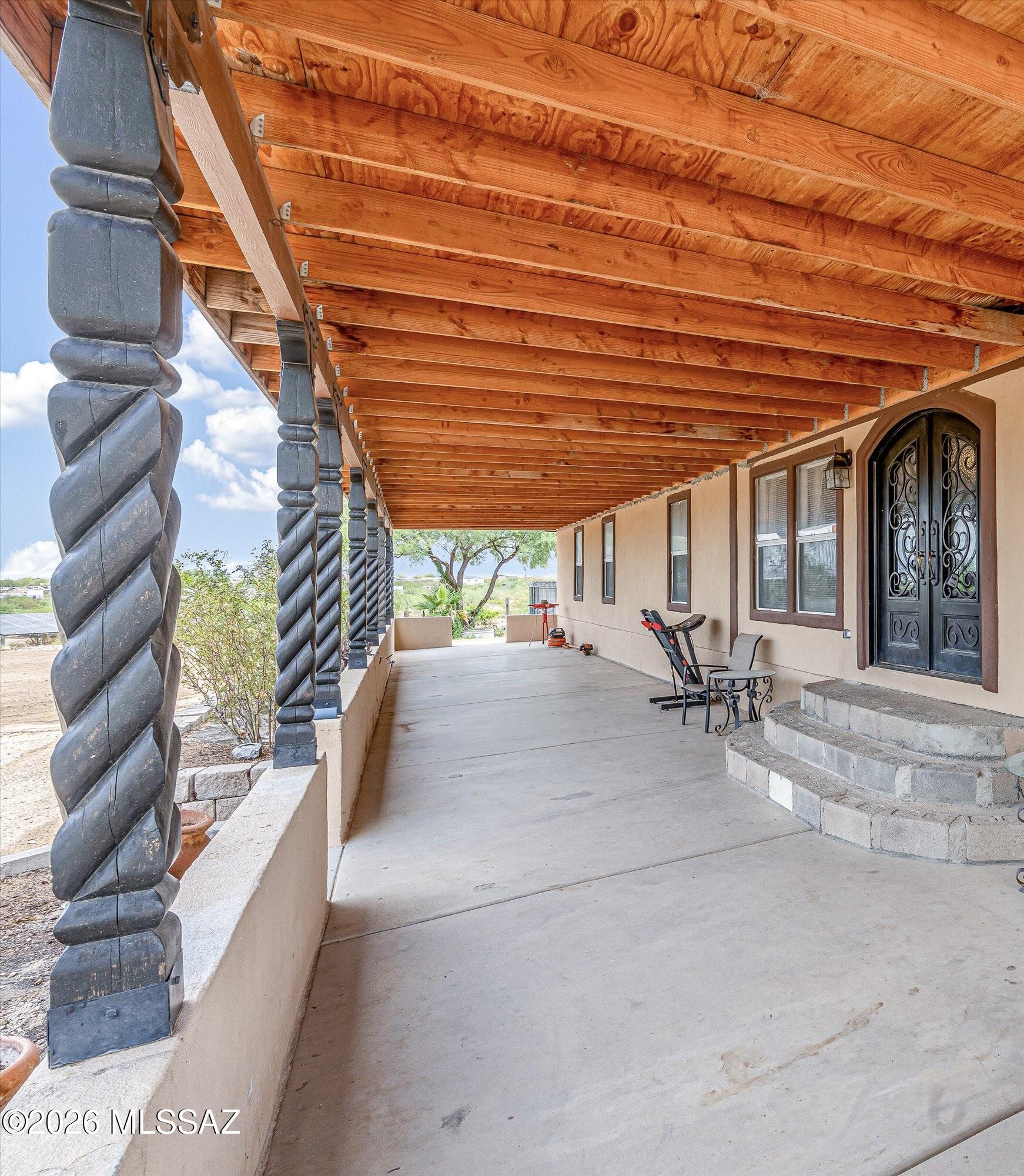 10935 South Swan Road Tucson, AZ 85756 - Photo 6 of 41 Huge front porch that faces Northwest