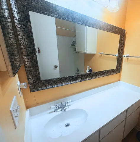 $104,995 | 1900 Bay Area Boulevard, Unit N237, Houston, TX 77058