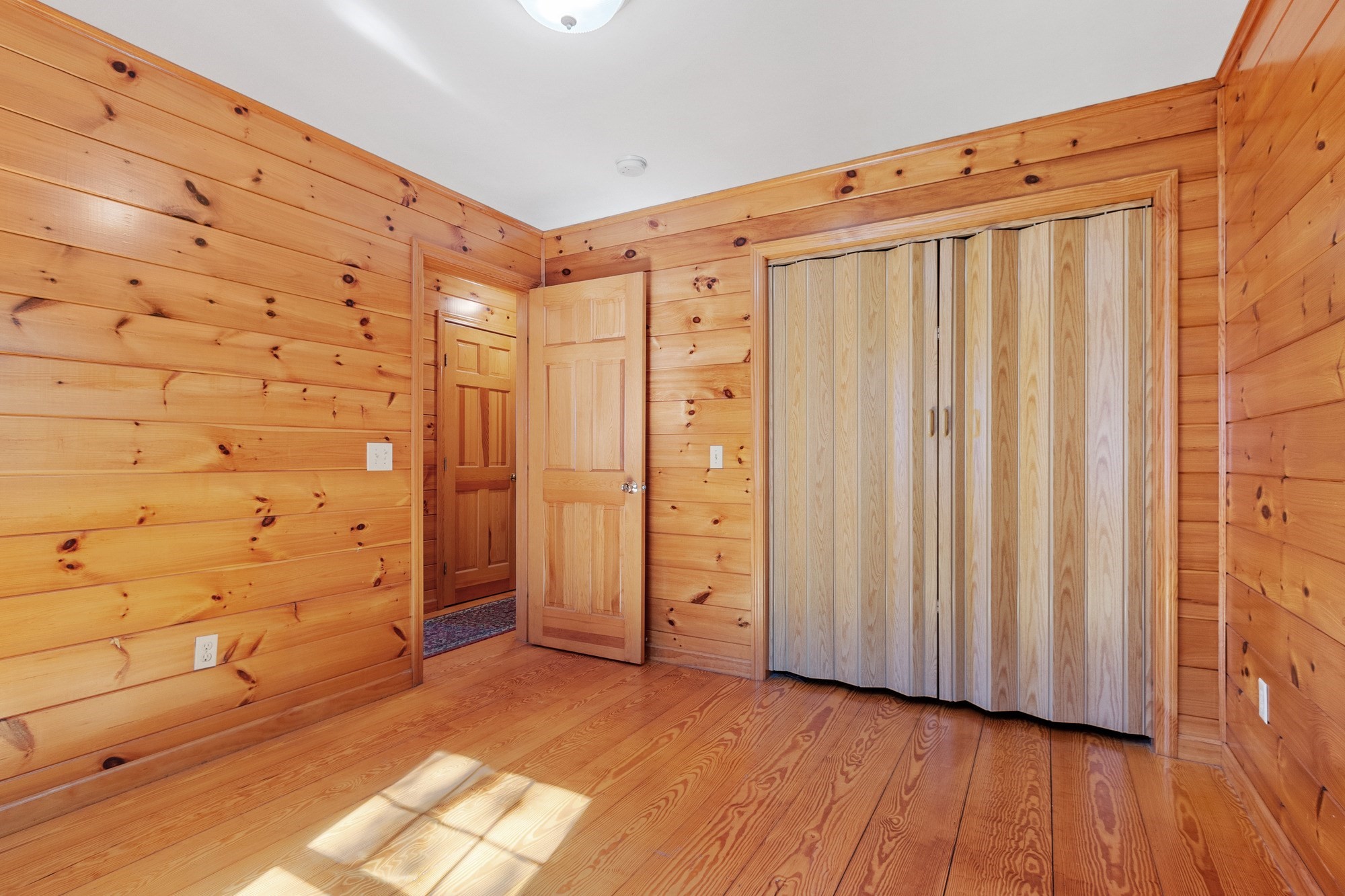 11 Woods Road Westminster, MA 01473 - Photo 15 of 39 Gallery Image 15