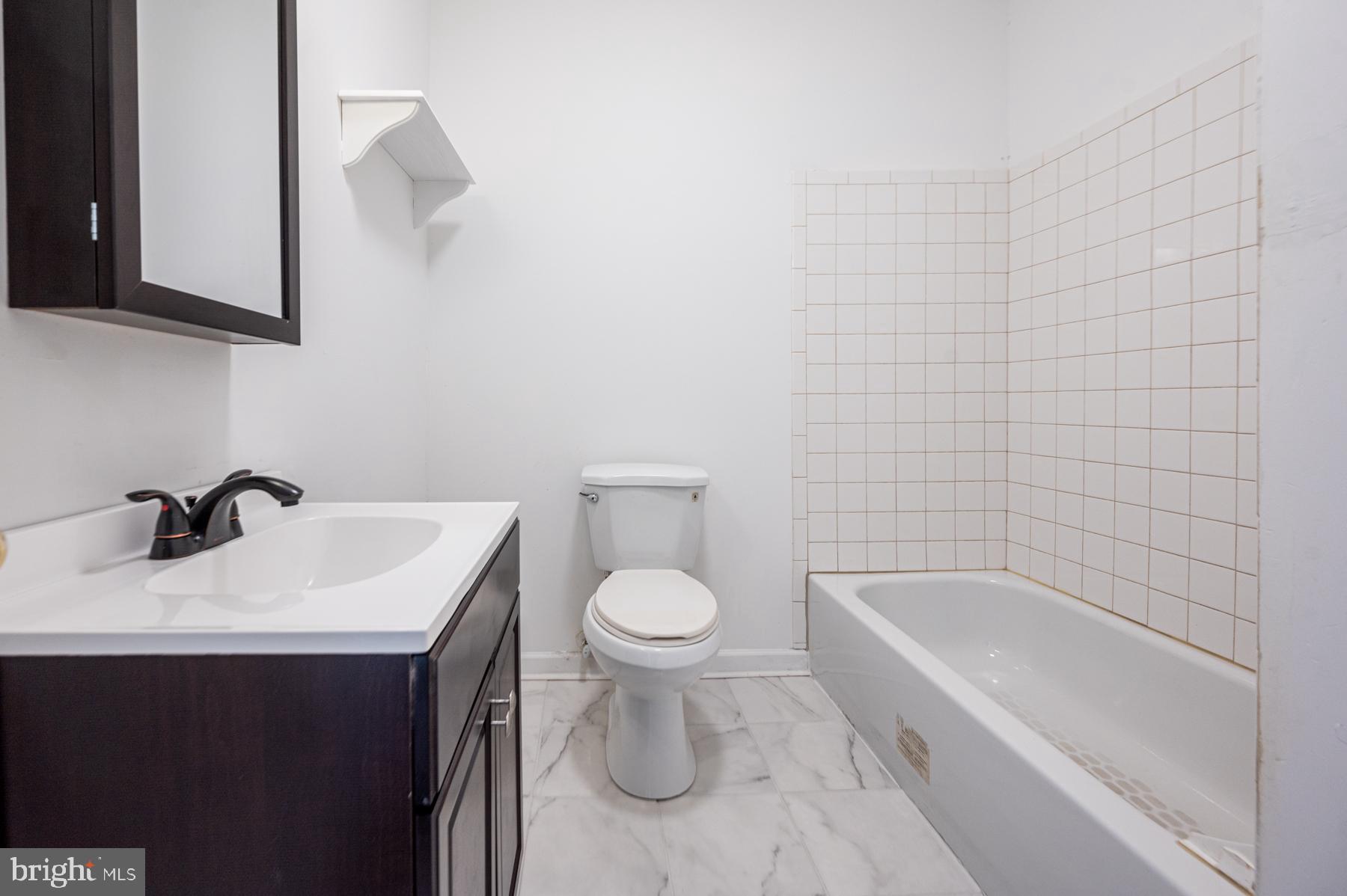 3612 Reisterstown Road Baltimore, MD 21215 - Photo 29 of 43 Full Bath