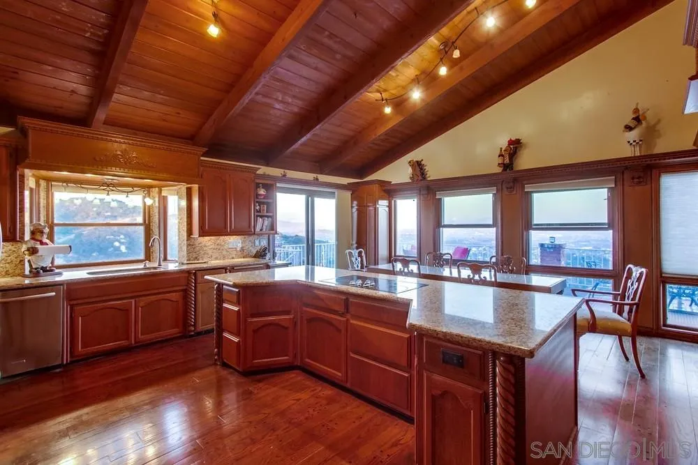 2171 Rockhoff Road Escondido, CA 92026 - Photo 7 of 22 Gallery Image 7