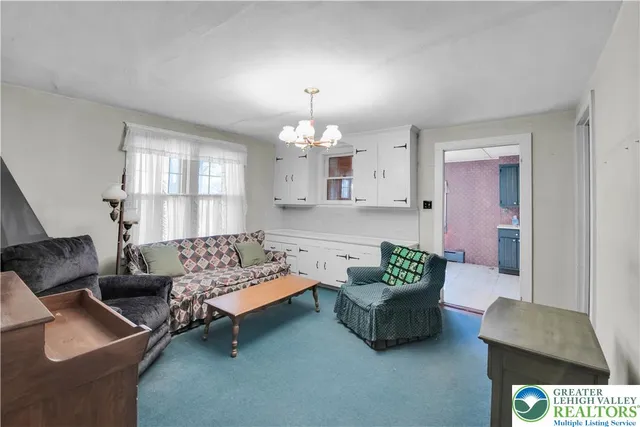 $520,000 | 1008 West Penn Pike, Tamaqua, PA 18252