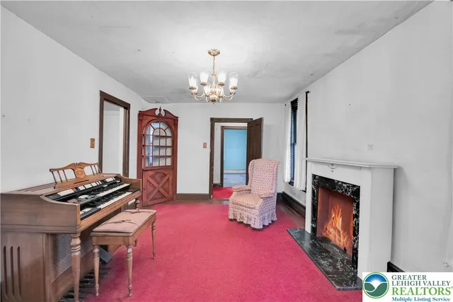 $520,000 | 1008 West Penn Pike, Tamaqua, PA 18252