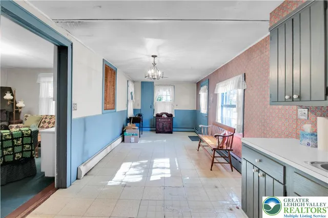 $520,000 | 1008 West Penn Pike, Tamaqua, PA 18252