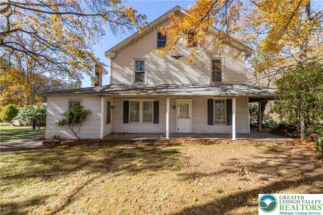 $520,000 | 1008 West Penn Pike, Tamaqua, PA 18252