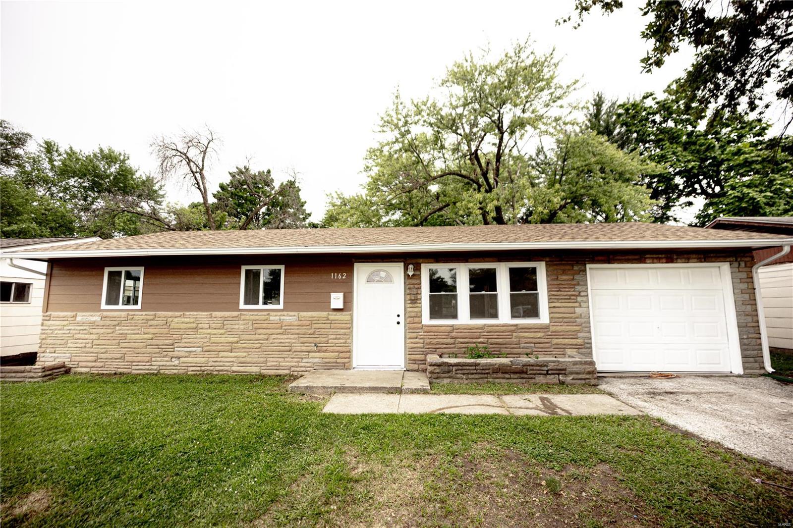 1162 Camp Jackson Road Cahokia, IL 62206 - Photo 1 of 11