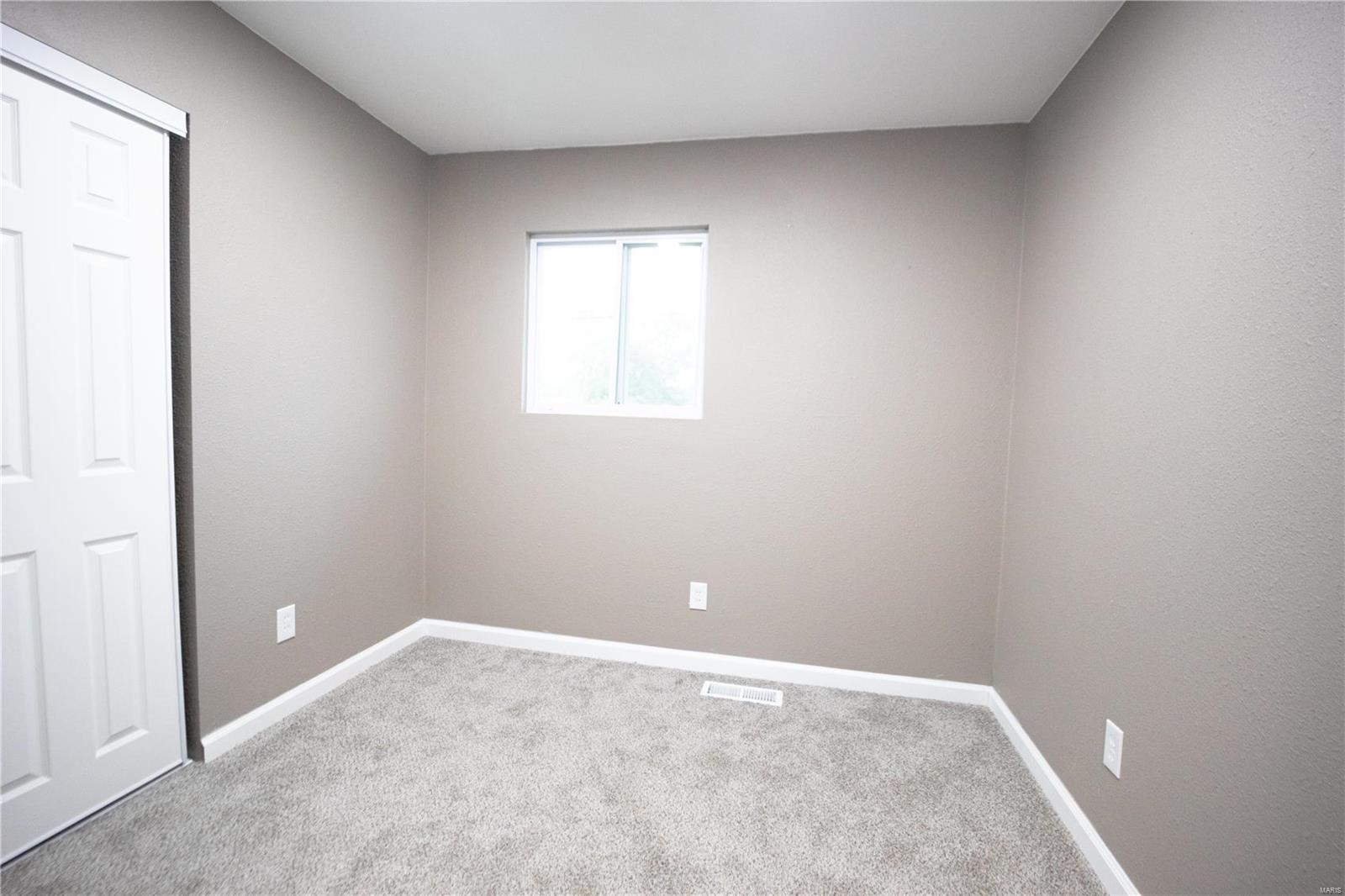 1162 Camp Jackson Road Cahokia, IL 62206 - Photo 8 of 11