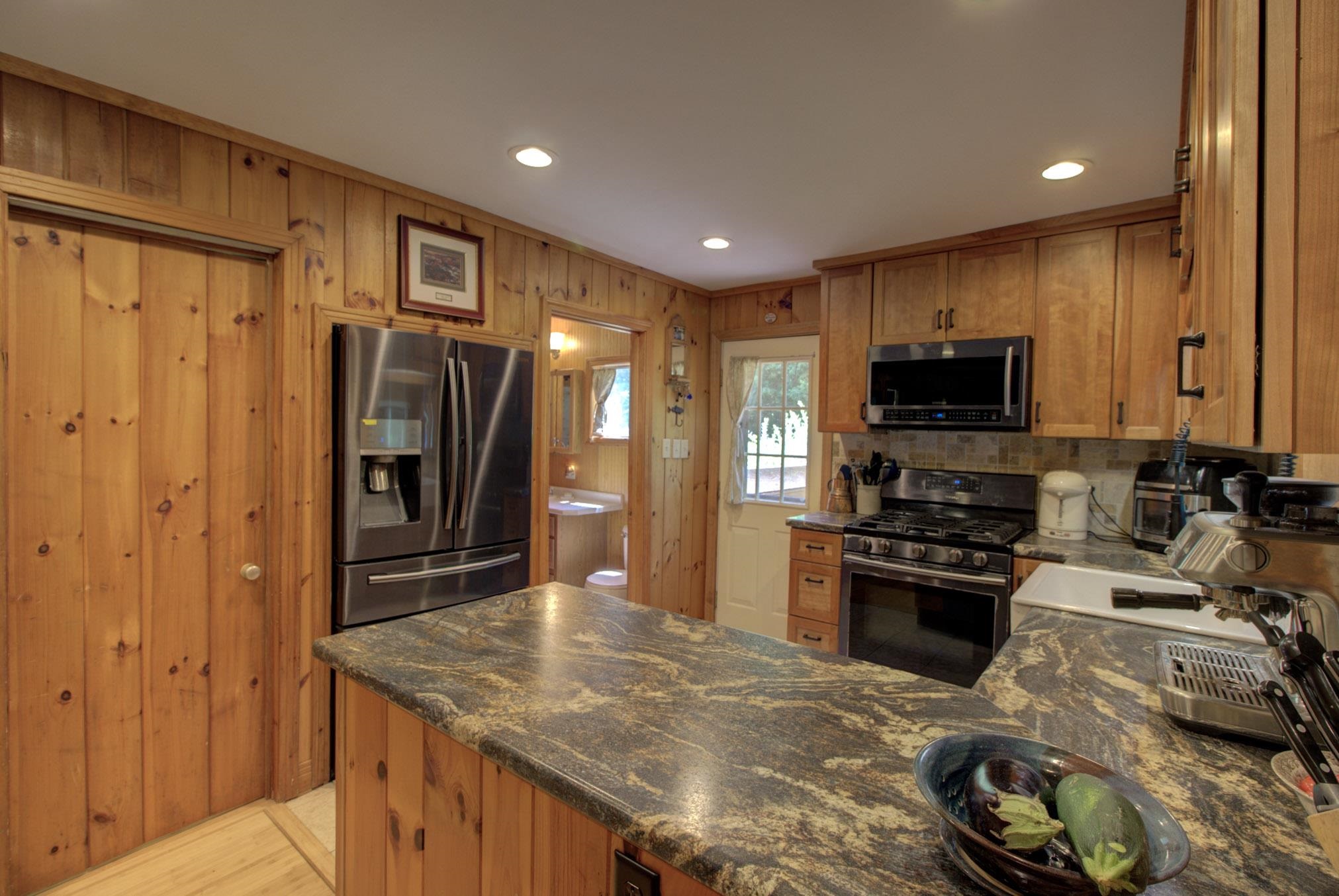 1160 Blockhouse Point Road North Hero, VT 05474 - Photo 28 of 60
