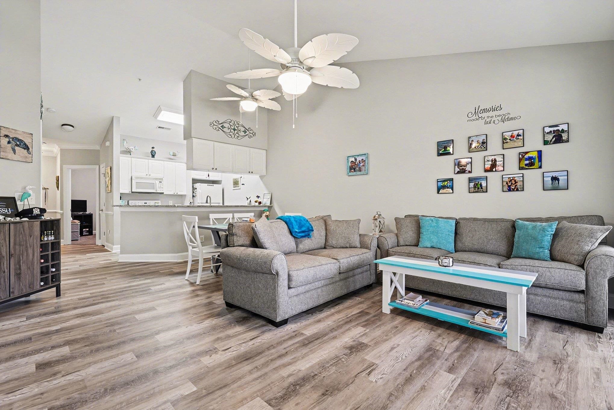 703 Shearwater Court, Unit 403 Murrells Inlet, SC 29576 - Photo 5 of 38