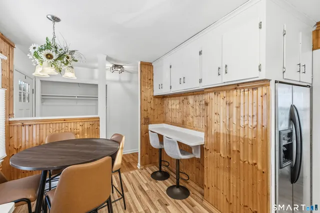 $2,795 | 12 Beach Park Road, Clinton, CT 06413