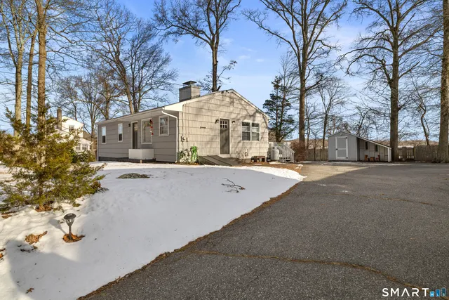 $2,795 | 12 Beach Park Road, Clinton, CT 06413