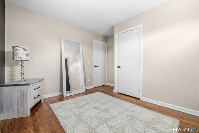 $2,795 | 12 Beach Park Road, Clinton, CT 06413