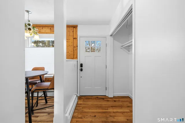 $2,795 | 12 Beach Park Road, Clinton, CT 06413