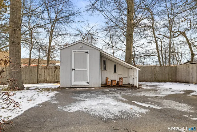 $2,795 | 12 Beach Park Road, Clinton, CT 06413