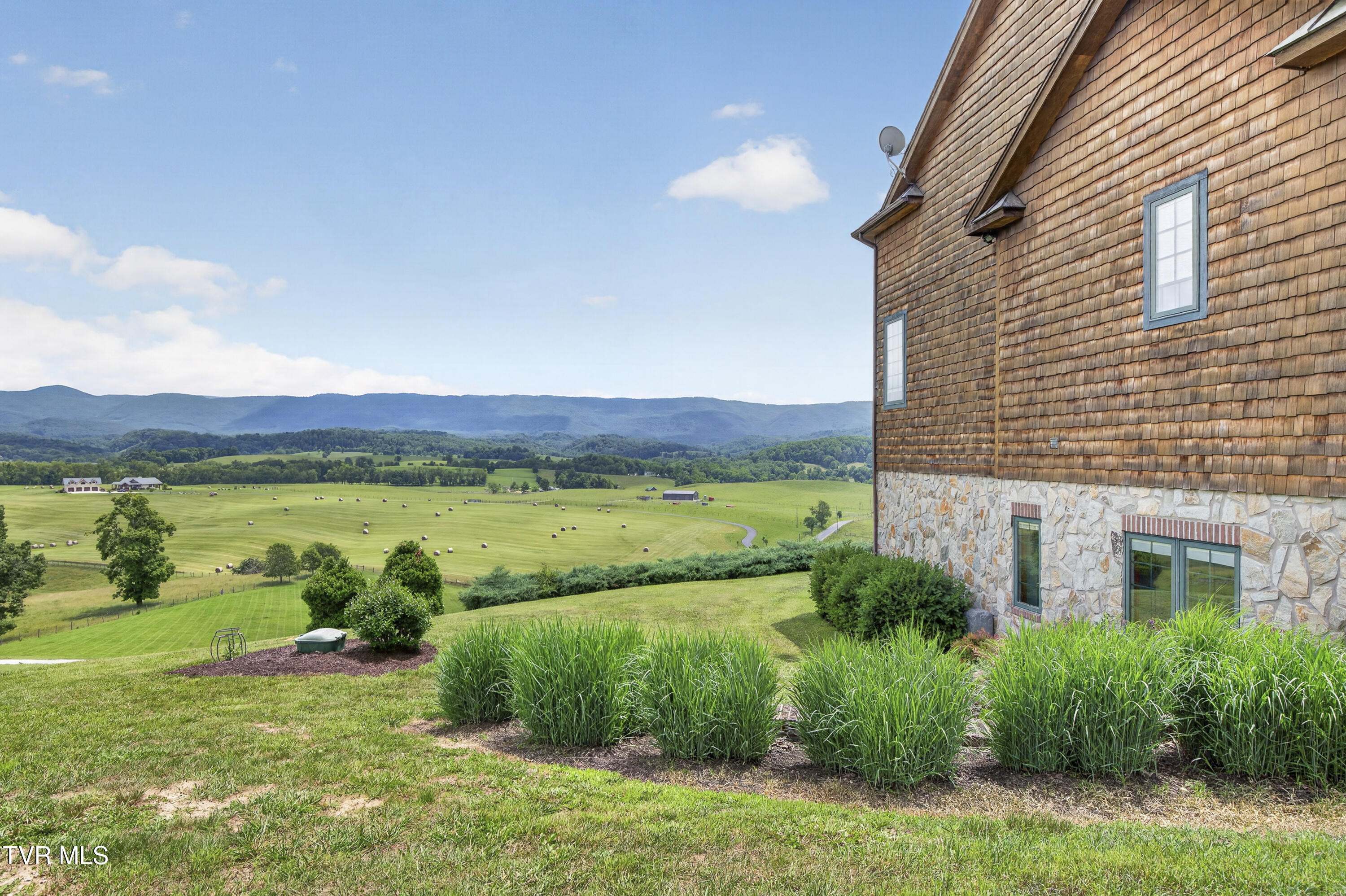 15277 Bishop Road Chilhowie, VA 24319 - Photo 122 of 126 Bishop-38