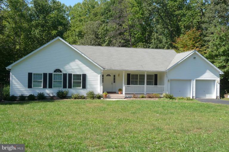 4180 Robinson Road Huntingtown, MD 20639 - Photo 1 of 17 Exterior (Front)